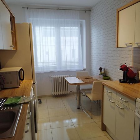 Apartamento Amazing Flat In Old Town With Large Balcony Bratislava Exterior foto